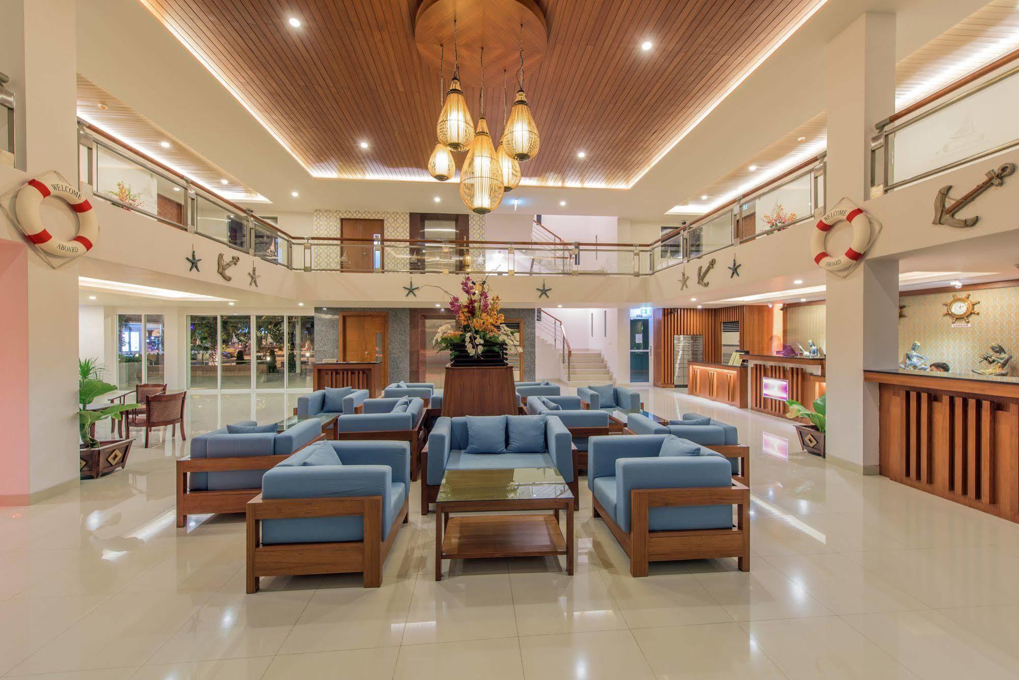 Phi Phi Harbour View Hotel-Sha Extra Plus Bagian luar foto